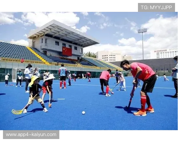 曲棍球成莫旗生活方式与文化认同,精神代代相传