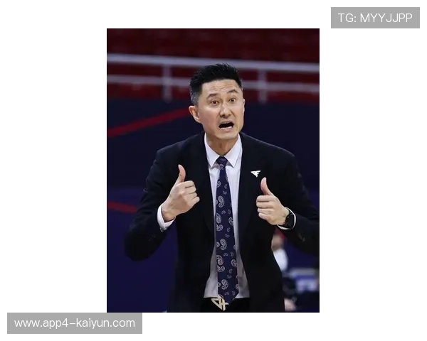 杜锋祝福胡明轩调整状态,强调球队需保持健康