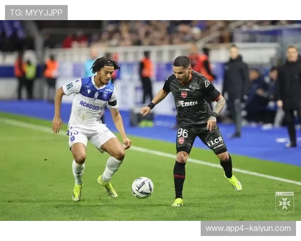 欧塞尔vs布雷斯特，保级六分战战术部署成关键