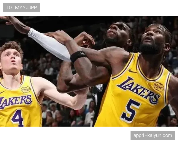 雷霆vs湖人，西部榜首挑战状态正佳的紫金军团